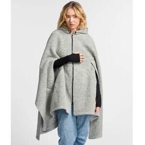 AAKASHA Cape Poncho Jacket Coat OneSz Hoodie Wool Grey-Heather Pocket Zip Lined